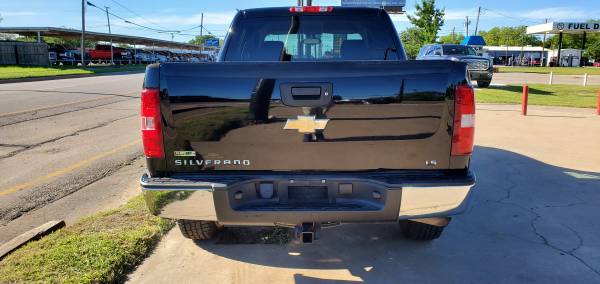 Only 100k miles! Chevrolet Silverado 1500 LS 4X4 1-Owner Clean Title for sale in Burleson, TX – photo 3
