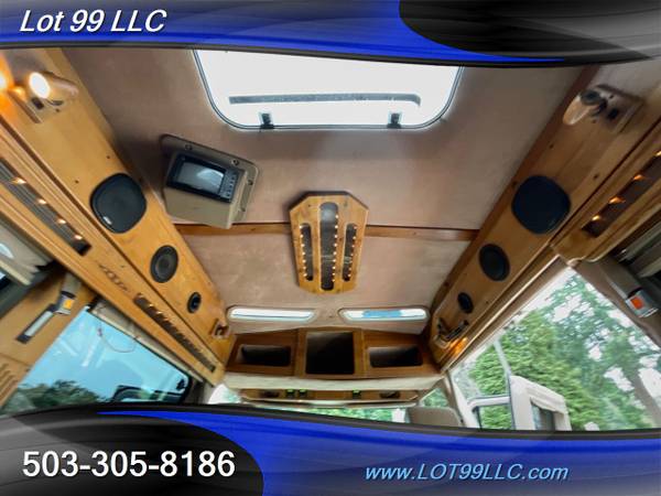 1994 CHEVROLET G20 Sportvan Explorer Conversion Power Bench/BED Wood for sale in Milwaukie, OR – photo 9