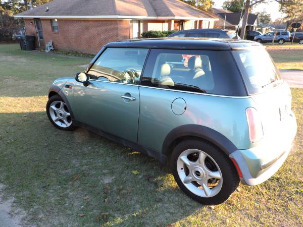 Mini Cooper - cars & trucks - by owner - vehicle automotive sale for sale in Gracewood, GA – photo 2