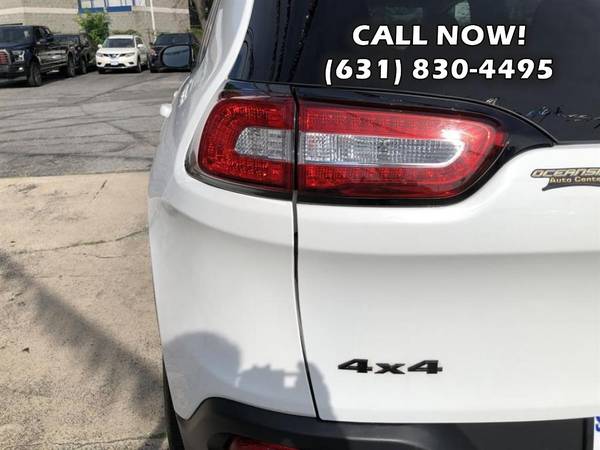 2017 JEEP Cherokee High Altitude 4x4 *Ltd Avail* Crossover SUV for sale in Amityville, NY – photo 3