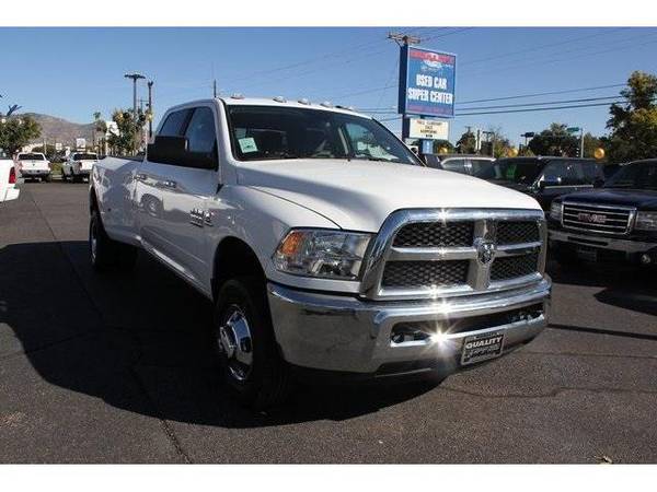 2018 Ram 3500 truck SLT - Bright White Clearcoat for sale in Albuquerque, NM