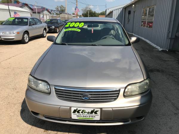 1999 Chevy Malibu 100,000 MILES ICE COLD AIR!!! - cars & trucks - by... for sale in Clinton, IA – photo 3