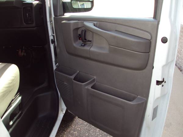 2009 GMC Savana Cargo Van AWD 1500 Dual Cargo Doors for sale in Waite Park, MI – photo 19