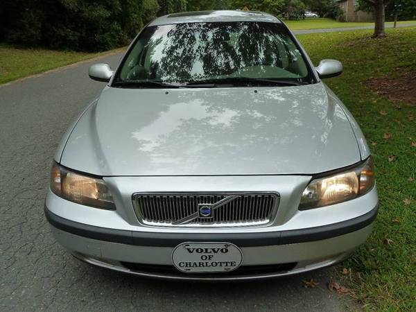 2001 VOLVO V70, TIMING BELT REPLACED, LOADED, <147K, & MORE! for sale in Matthews, NC – photo 2