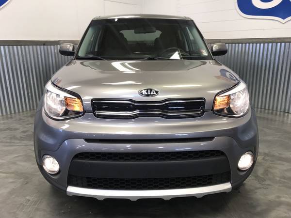 2018 KIA SOUL + EDT!! ONLY 29,788 MILES!!!! 30+ MPG!!!! 1 OWNER!!!! for sale in Norman, KS – photo 2