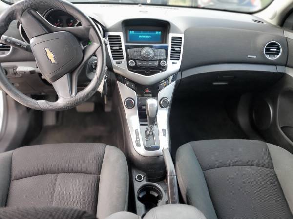 2011 Chevy Cruze LT Sedan - - by dealer - vehicle for sale in York, PA – photo 7