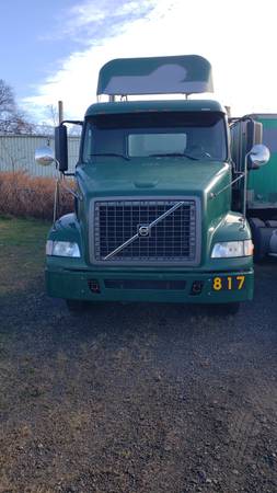 Volvo Tractor Sale - cars & trucks - by dealer - vehicle automotive... for sale in Scranton, MD – photo 3