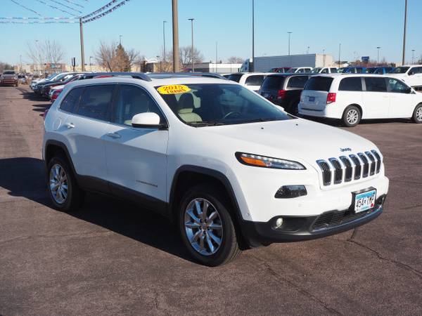 2015 Jeep Cherokee Limited - cars & trucks - by dealer - vehicle... for sale in Mankato, MN – photo 2