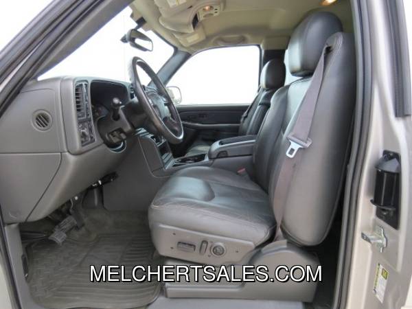 2004 GMC SIERRA 2500HD EXT CAB 143 5 WB 4WD SLT - - by for sale in Neenah, WI – photo 16