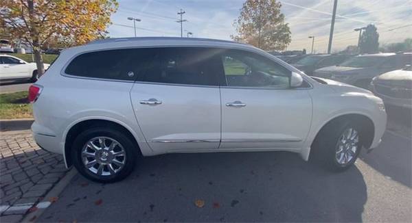 2014 Buick Enclave Leather suv White - cars & trucks - by dealer -... for sale in Murfreesboro, TN – photo 2
