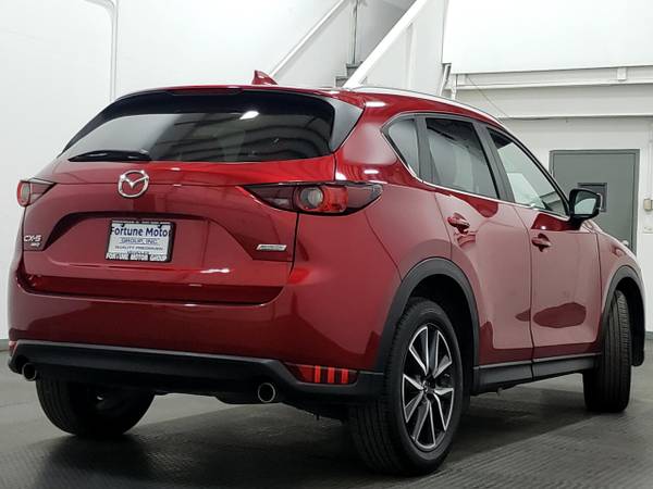 2018 Mazda CX-5 Touring AWD - - by dealer for sale in WAUKEGAN, IL – photo 4