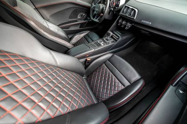 2017 Audi R8 V10 Carbon Fiber Interior/Exterior PckgHIGHLY SPEC'D -... for sale in Dallas, NY – photo 20