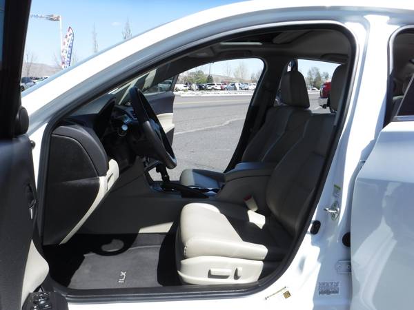 2014 Acura ILX 2 0 Premium Sedan Heated Leather 1-Owner - cars & for sale in LEWISTON, ID – photo 14