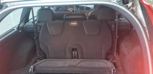 2005 VOLVO V70 WAGON 3RD ROW SEAT - cars & trucks - by owner -... for sale in Montclair, NJ – photo 11