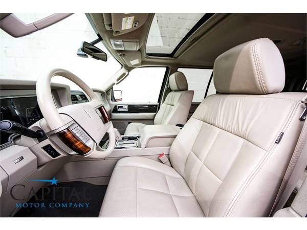 08 Lincoln Navigator 4WD Luxury SUV w/Heated, Cooled Seats, 3rd Row! for sale in Eau Claire, MN – photo 18