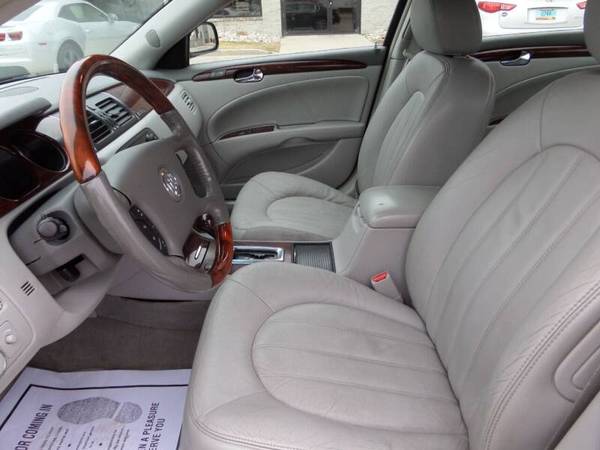 2007 Buick Lucerne CXL, 3800V6, Leather, Sunroof, Sharp! - cars &... for sale in Fargo, ND – photo 12