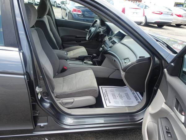 2008 Honda Accord LX-P, Immaculate Condition 90 Days Warranty for sale in Roanoke, VA – photo 14