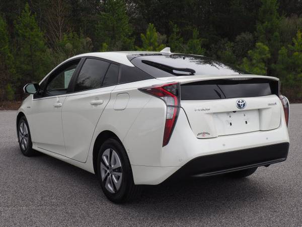 2018 Toyota Prius Three - - by dealer - vehicle for sale in Asheboro, NC – photo 14