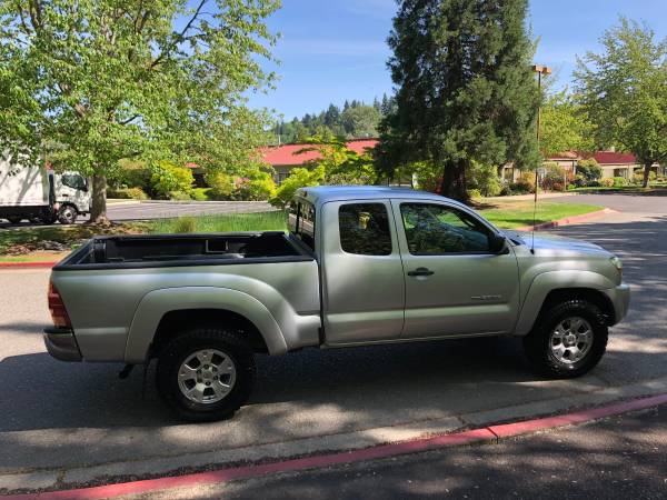 2008 Toyota Tacoma Access Cab SR5 4WD - Clean title, 5speed for sale in Kirkland, WA – photo 4