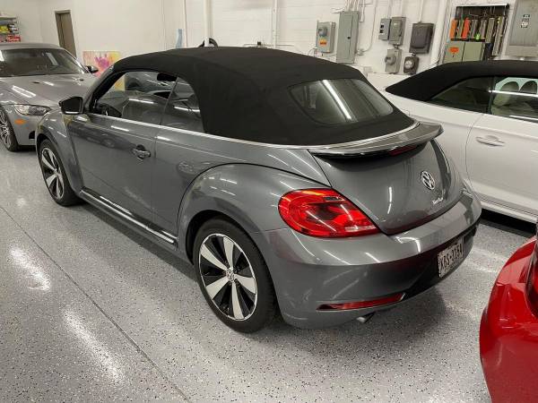 2015 Volkswagen Beetle Convertible R Line 2dr Convertible 6A for sale in St Louis Park, MN – photo 9
