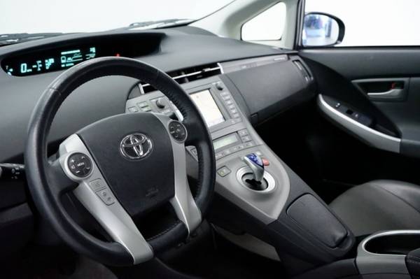2015 Toyota Prius Plug-In Advanced - cars & trucks - by dealer -... for sale in Honolulu, HI – photo 13