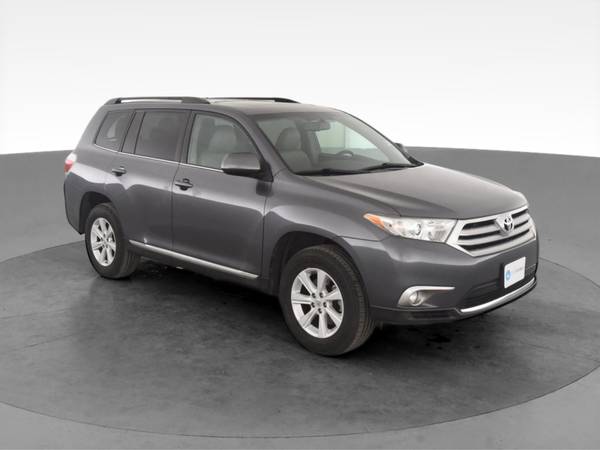 2013 Toyota Highlander SE Sport Utility 4D suv Gray - FINANCE ONLINE... for sale in Arlington, District Of Columbia – photo 15