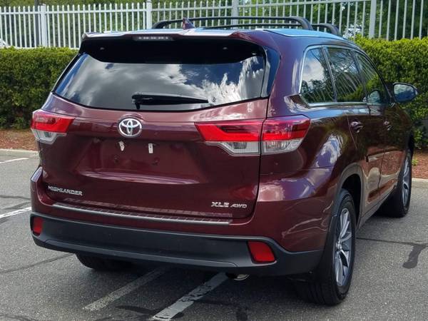 2018 Toyota Highlander XLE AWD 11K Miles w/Leather,Navigation,Sunroof for sale in Queens Village, NY – photo 9