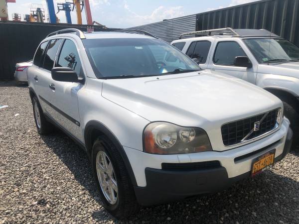 Used 2004 Volvo XC90 AWD 2.5T 7-Passenger for sale in Brooklyn, NY – photo 2