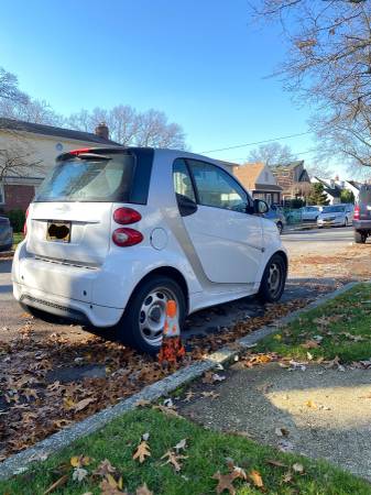 2015 SMART Car LOW MILAGE*** - cars & trucks - by owner - vehicle... for sale in Garden City, NY – photo 4