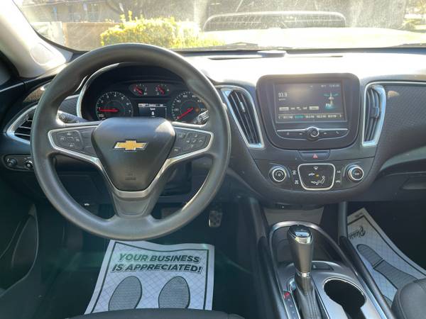 2018 Chevrolet Malibu LT - - by dealer - vehicle for sale in Tarzana, CA – photo 15