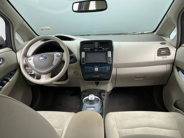 2012 Nissan LEAF SV Hatchback 4D hatchback Silver - FINANCE ONLINE -... for sale in Seffner, FL – photo 23