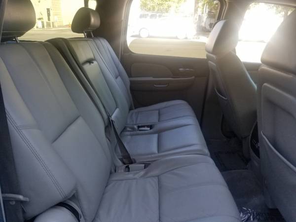 2008 Chevrolet Suburban 4WD 4dr 1500 LTZ , 4X4 M THIRD ROW SEAT for sale in Sacramento , CA – photo 23
