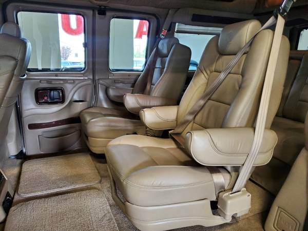 2011 Chevrolet Express Passenger AWD 1500 135 Explorer Limited... for sale in Bend, OR – photo 10