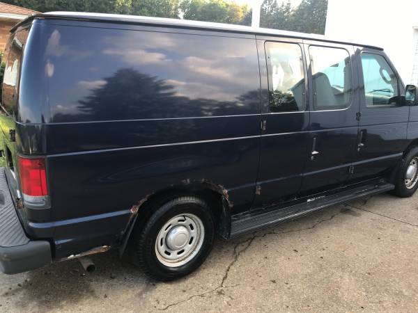 2006 Ford 1/2 ton van for sale in East Sparta, OH – photo 6