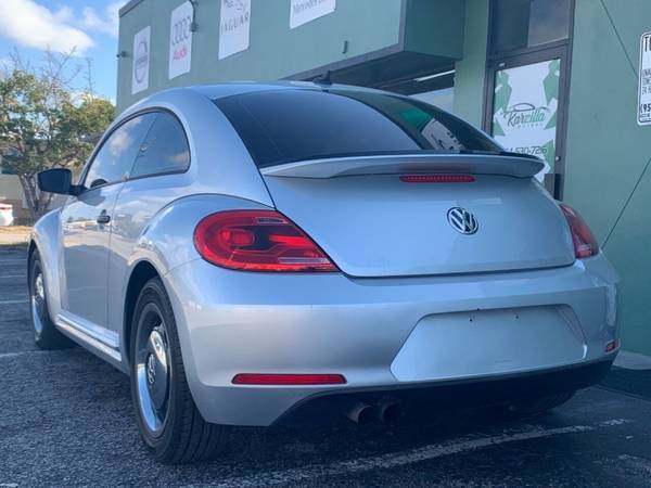 2015 Volkswagen Beetle 1 8T Classic PZEV 2dr Coupe 6A - cars & for sale in Oakland park, FL – photo 11