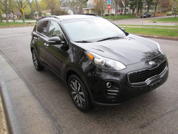 2019 SPORTAGE EX 24566 MILES/EX COND/WELL MANT/WARRANTY - cars & for sale in Minneapolis, MN – photo 4