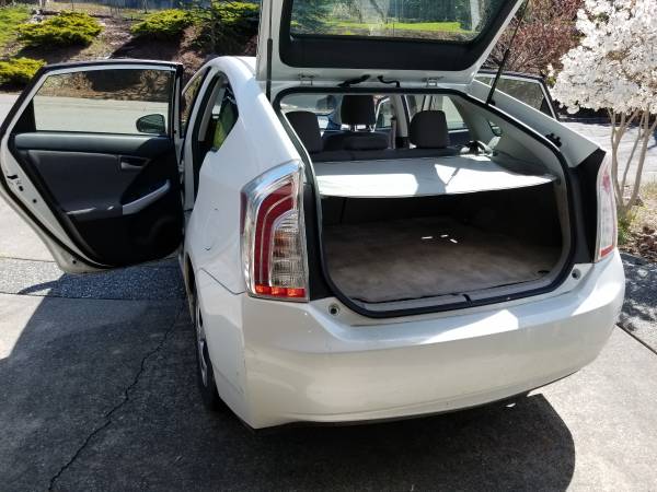2015 Toyota Prius 2 4D Hatch for sale in Bellingham, WA – photo 3