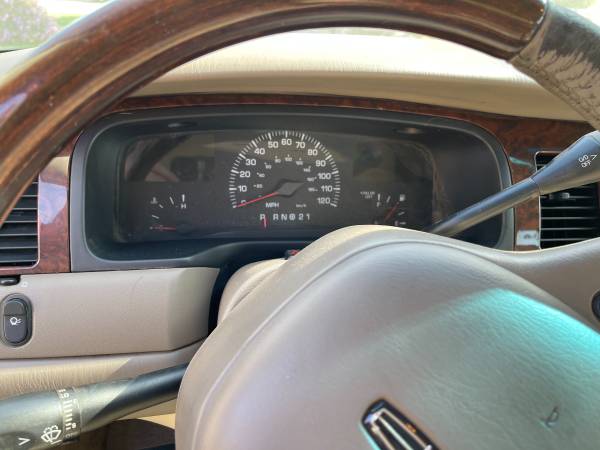 2001 Lincoln Town Car for sale in Selma, CA – photo 5