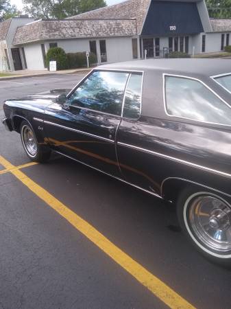 1976 OLDSMOBILE -DELTA 88 - cars & trucks - by owner - vehicle... for sale in Rochester , NY – photo 2