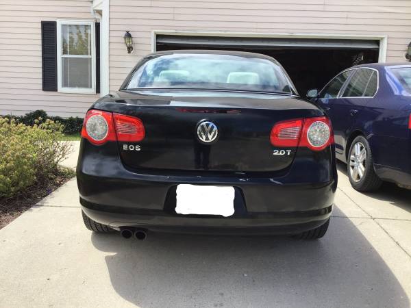 VW EOS convertible 2009 for sale in Grafton, WI – photo 8