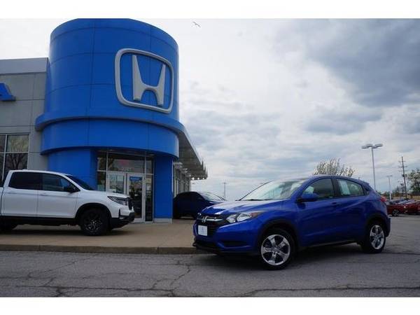 2018 Honda HR-V LX - wagon - - by dealer - vehicle for sale in Sandusky, OH – photo 2