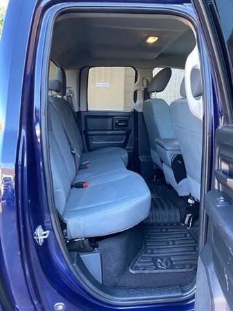 2016 RAM 1500 ST QUAD CAB TRUCK ~ SUPER CLEAN ~ 4X4 ~ HOLIDAY SPECIA... for sale in Tempe, CA – photo 14
