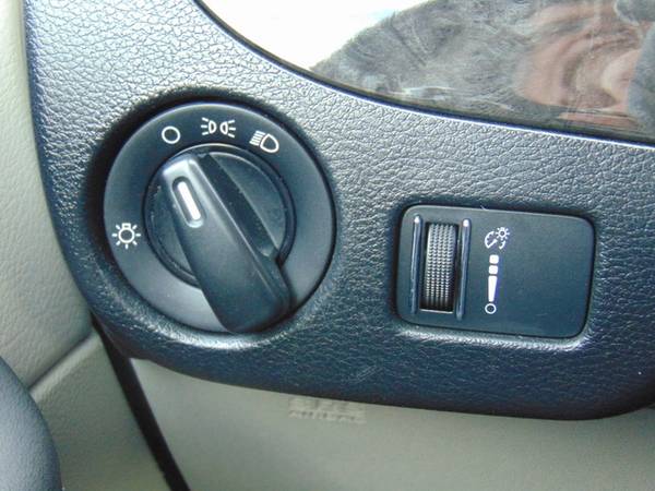 2013 Dodge Grand Caravan SE - cars & trucks - by dealer - vehicle... for sale in South Bend, IN – photo 9