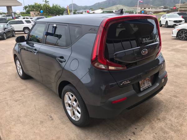EXTREMELY LOW MILES 2020 KIA SOUL S - - by dealer for sale in Hanamaulu, HI – photo 4