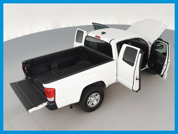 2017 Toyota Tacoma Access Cab SR Pickup 4D 6 ft pickup White for sale in Madison, WI – photo 19