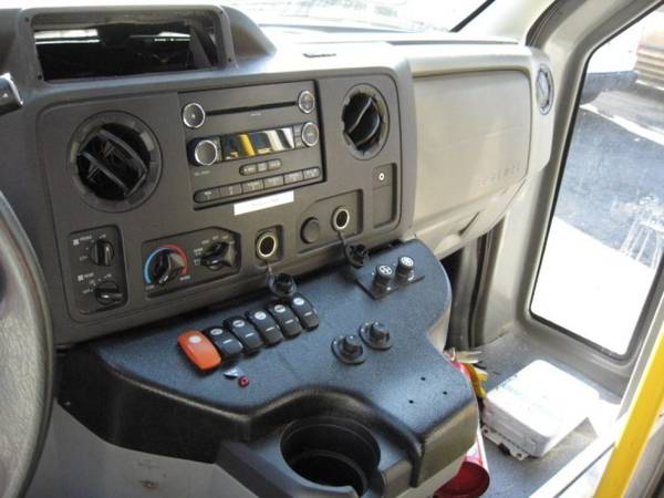 2016 Ford Econoline E450 - BIG BIG SAVINGS! - - by for sale in Prospect Park, PA – photo 11