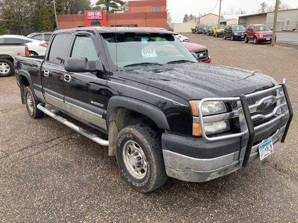 2004 Chevy 2500 HD crew cab 4 x 4 - - by dealer for sale in Bemidji, MN – photo 3