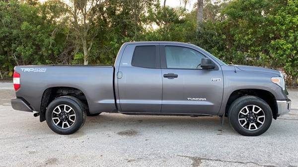 2018 Toyota Tundra 4WD SR5 pickup Gray - cars & trucks - by dealer -... for sale in Vero Beach, FL – photo 8