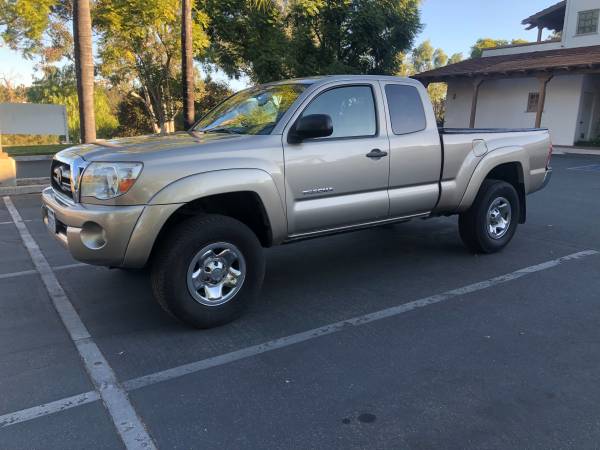 2005 Toyota Tacoma Prerunner - cars & trucks - by owner - vehicle... for sale in Escondido, CA – photo 3