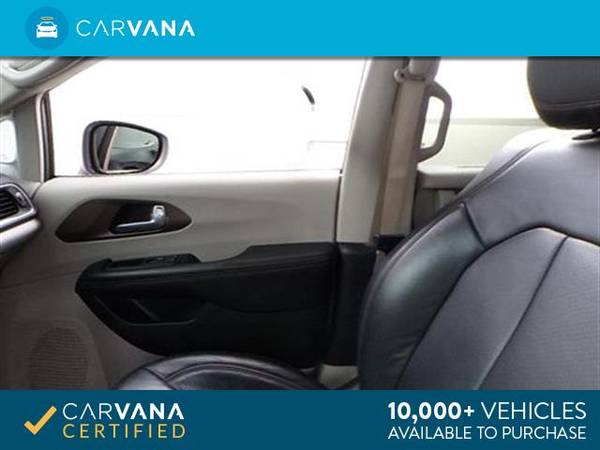 2018 Chrysler Pacifica Touring L Minivan 4D mini-van SILVER - FINANCE for sale in Louisville, KY – photo 15